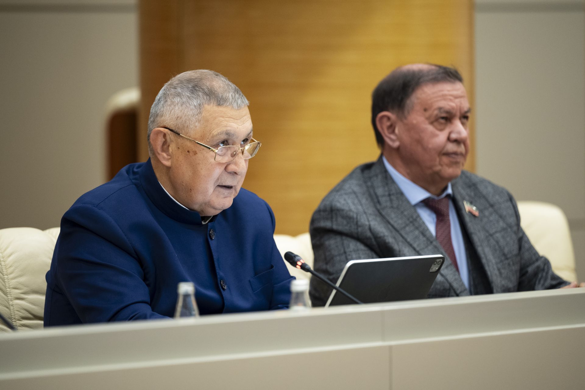 Киләчәкне уйлап: Татарстан Фәннәр академиясе оешканга – 35 ел
