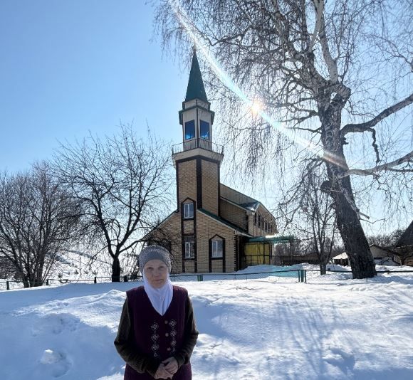 «Үзебезгә йорт та, коттедж да төземәдек, ирем бар акчасын мәчеткә биреп барды»