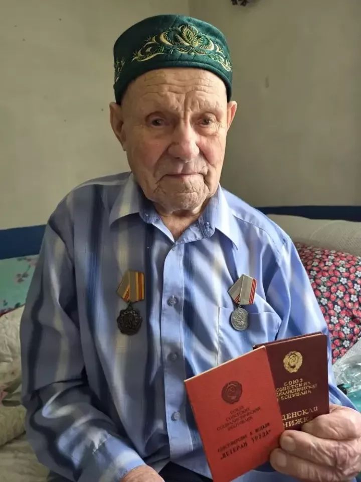«Сугыш вакытында укый алмадык»