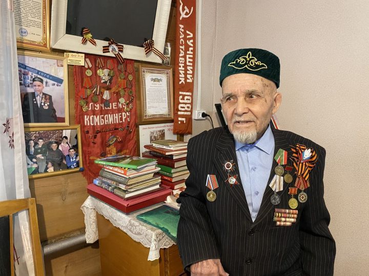 «Алдыбызга бер савыт ипи куйдылар»