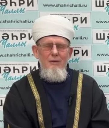Рәис хәзрәт Әхмәтов: «Тәнне генә түгел, җанны да дәваларга кирәк»