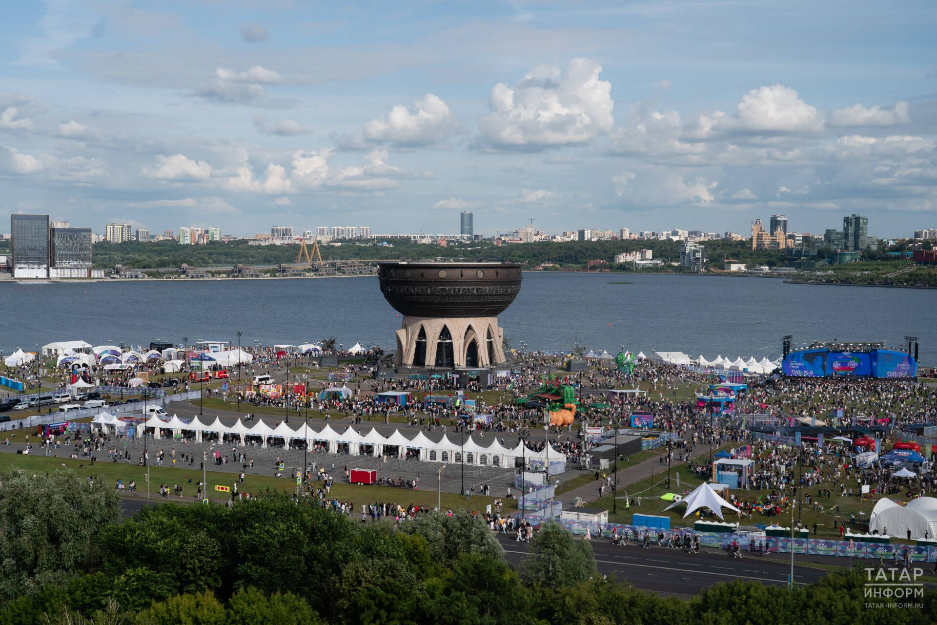 Казан «VK Fest 2026» каршылый: чын туй, милли сәхнә һәм Сабан туе көтә