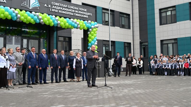 Хәерле сәгатьтә! Яңа уку елында республикада 4 яңа мәктәп һәм ике янкорма ачылды