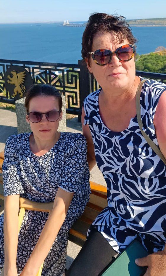 «Без бәхетсез түгел»