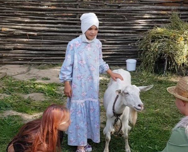 Әтәчеңне сатыйм!