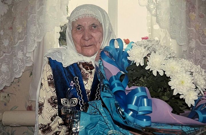 100 яшьлек Миңлебаян Камалиева: «Рәхәт дөньядан китәсе дә килми»