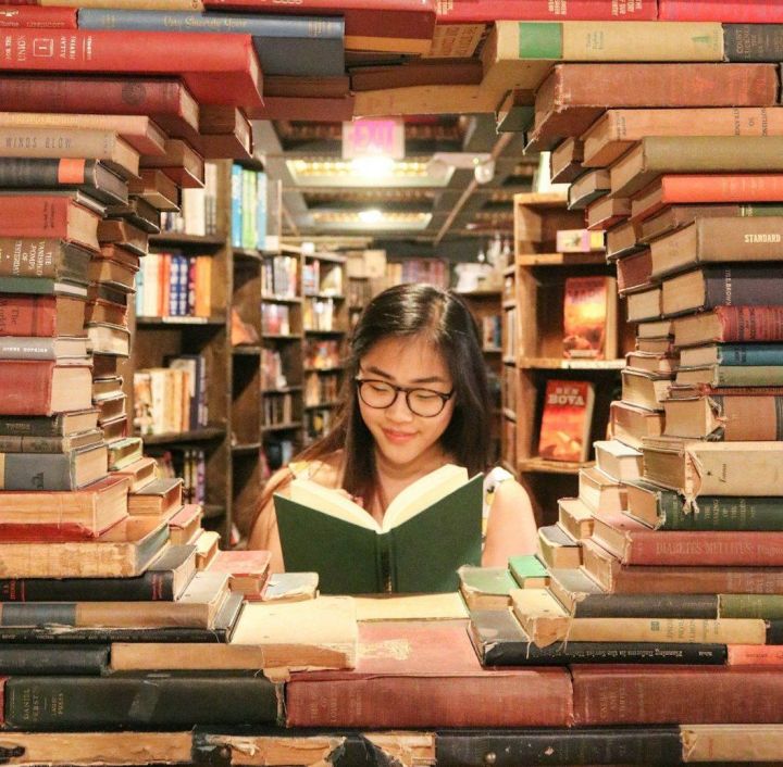 Укымышлы буын: Россиядә китап укучы яшьләр арткан