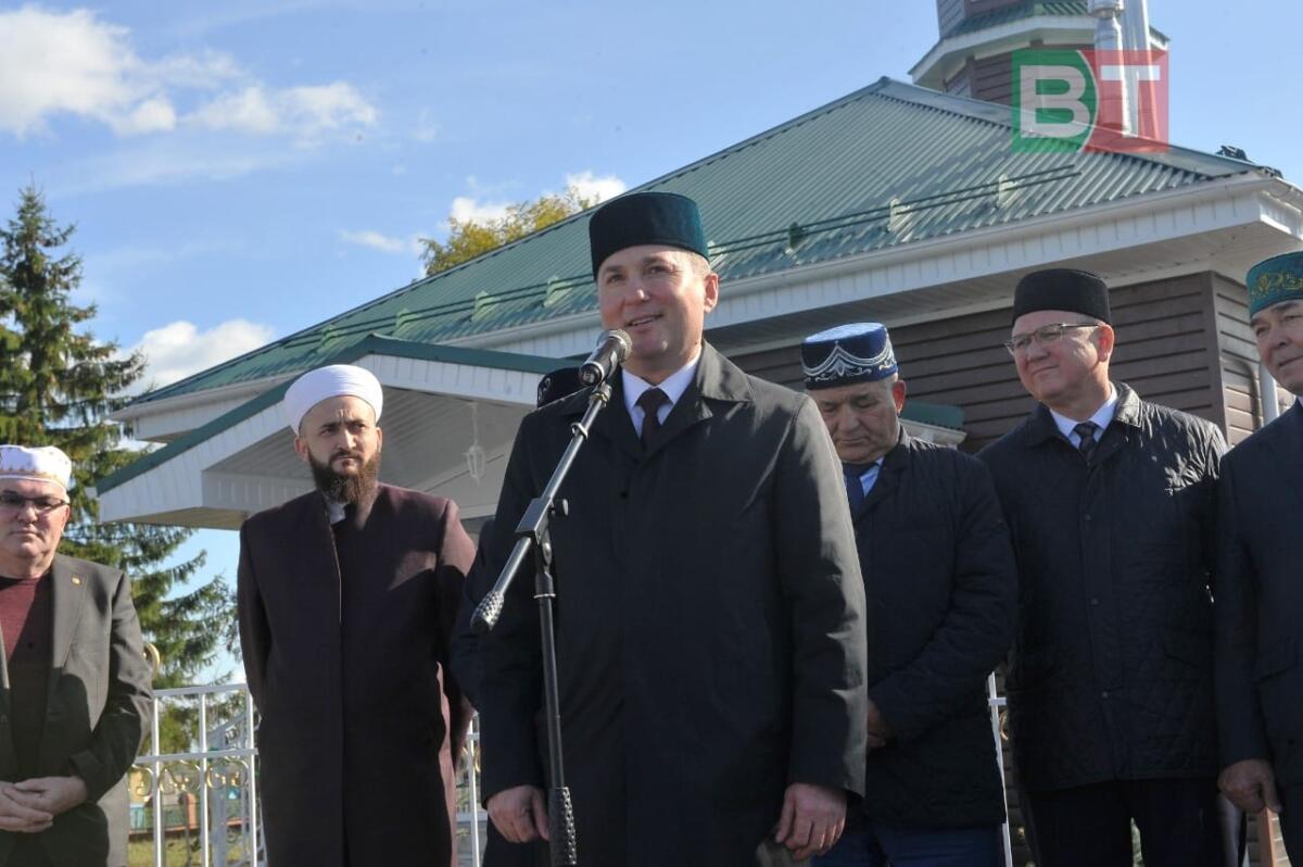 Яңа Дума авылында төзекләндерелгән мәчет ачылды: «Мәчете булган авыл – сөйкемле, матур авыл. Андый җирдә кешенең рухы чистарак була»
