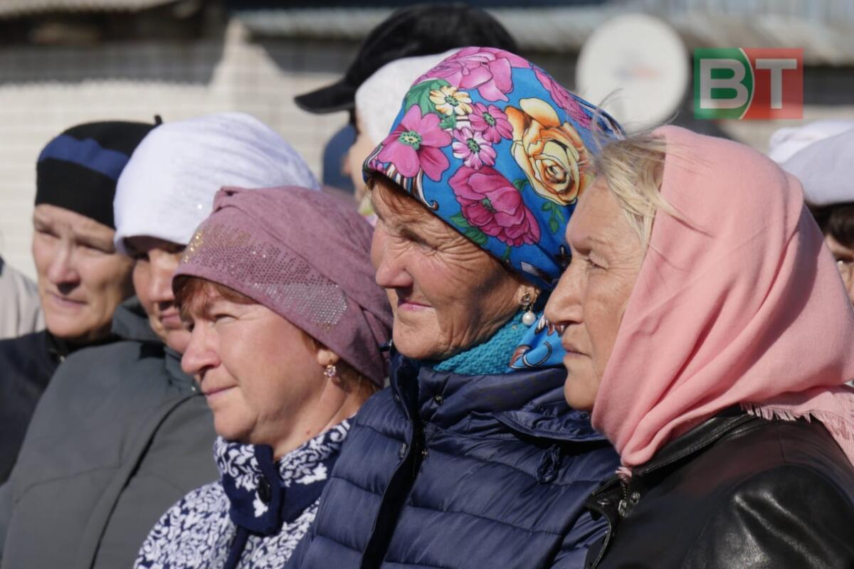 Яңа Дума авылында төзекләндерелгән мәчет ачылды: «Мәчете булган авыл – сөйкемле, матур авыл. Андый җирдә кешенең рухы чистарак була»