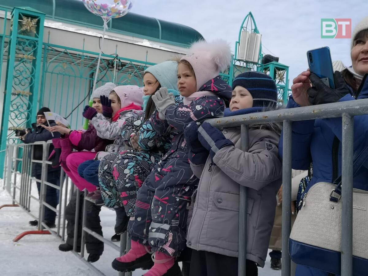 Казанда Нәүрүзне бәйрәм иттеләр (ФОТОРЕПОРТАЖ)