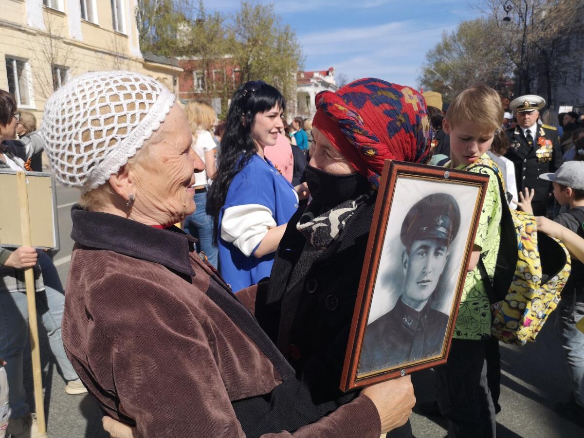 Казанда узган «Үлемсез полк» акциясеннән ФОТОРЕПОРТАЖ