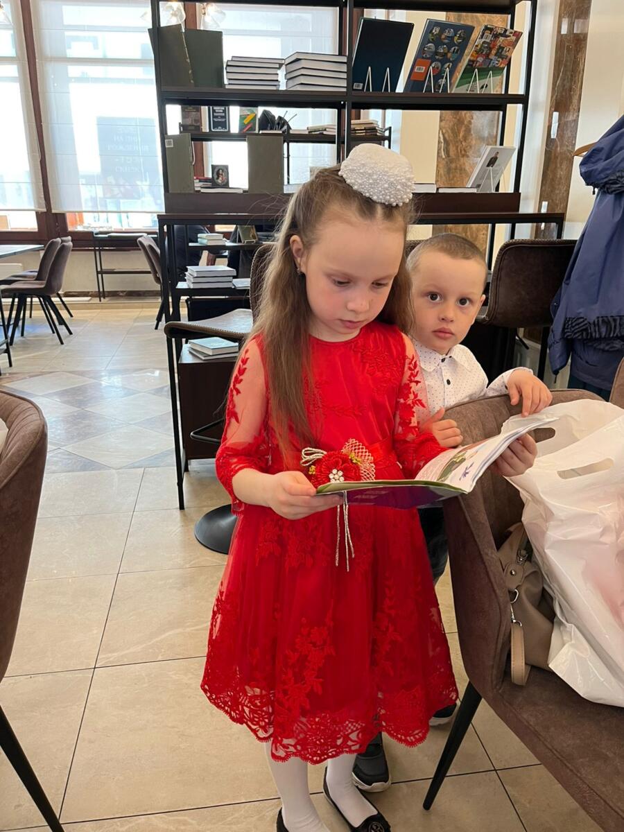 "Г. Тукай укыйбыз" видеороликлар конкурсында җиңүчеләрне бүләкләделәр