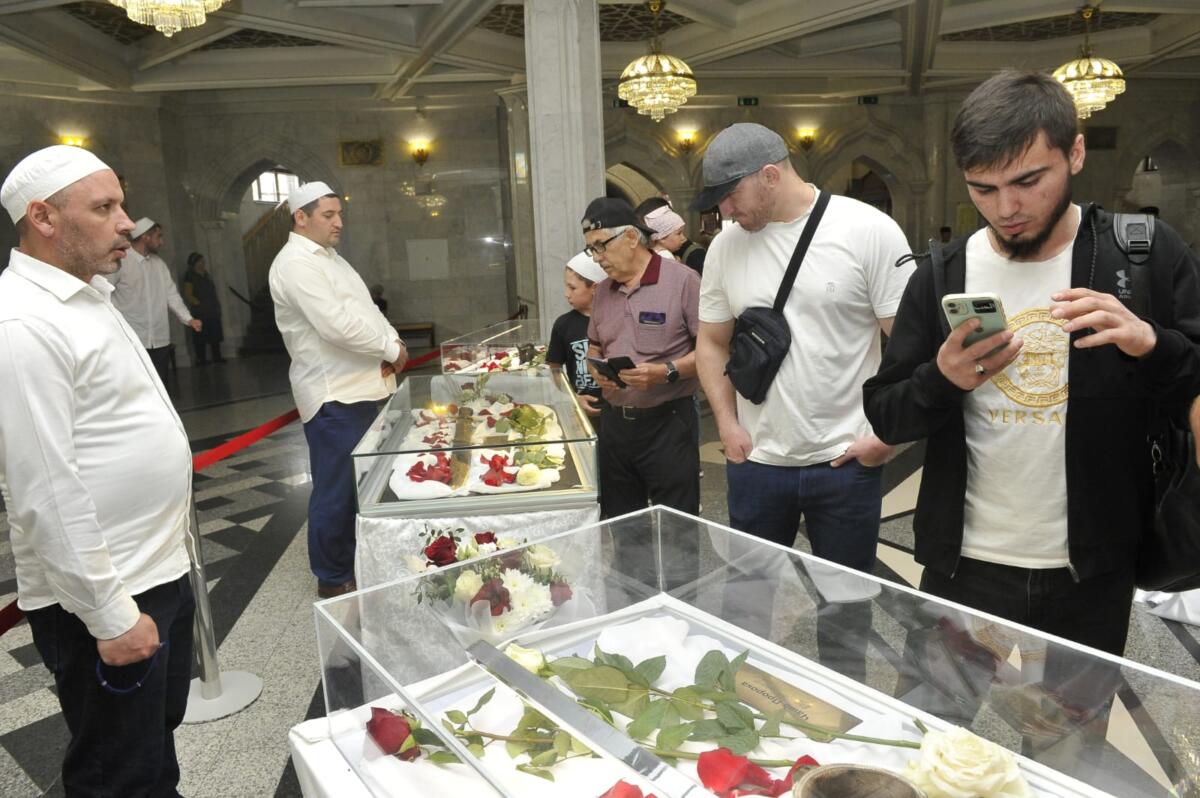 Мөхәммәд пәйгамбәр һәм аның сәхабәләренең ядкәрләре күргәзмәсеннә ФОТОРЕПОРТАЖ