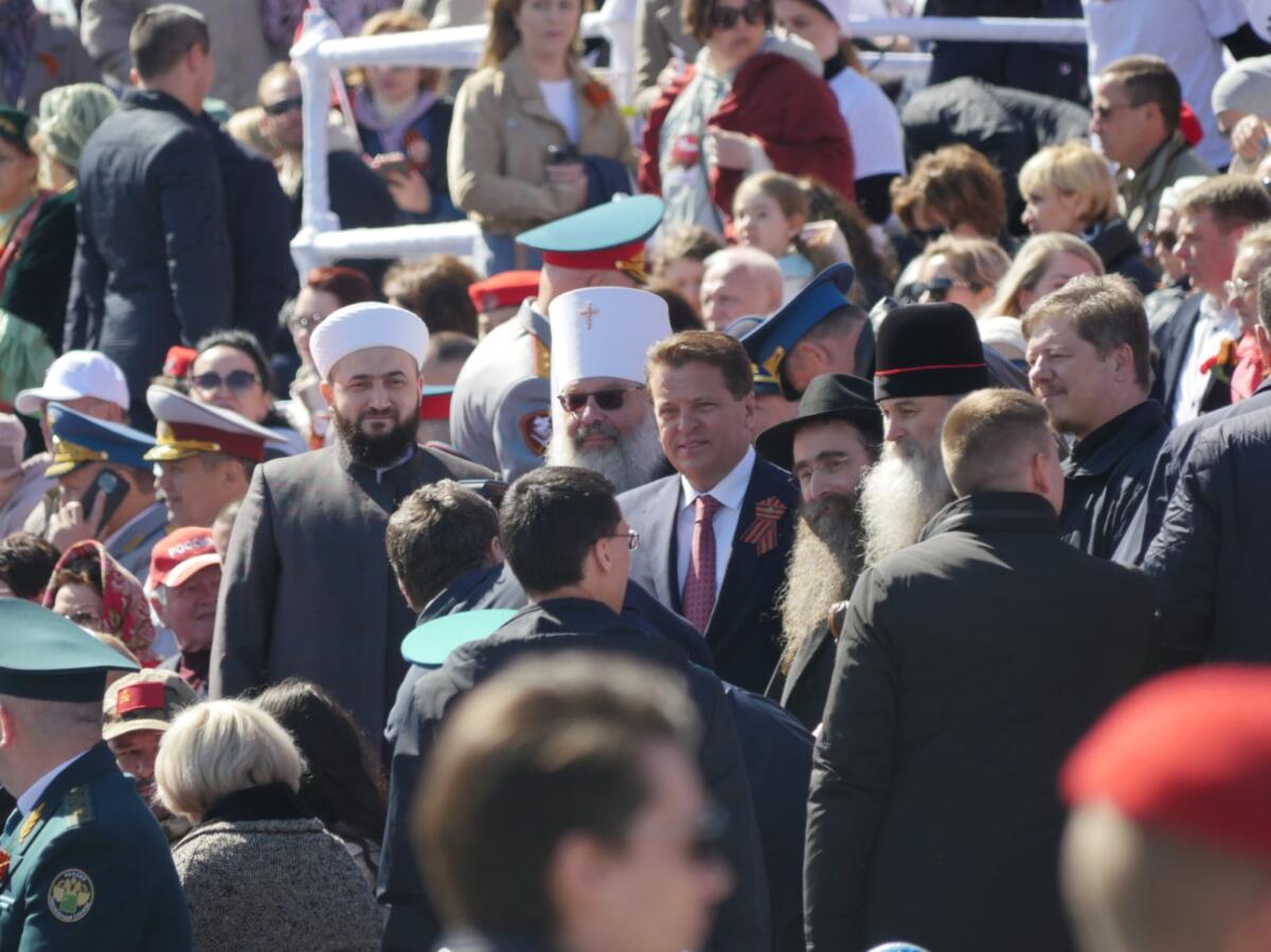 Казанда узган Җиңү бәйрәменнән ФОТОРЕПОРТАЖ