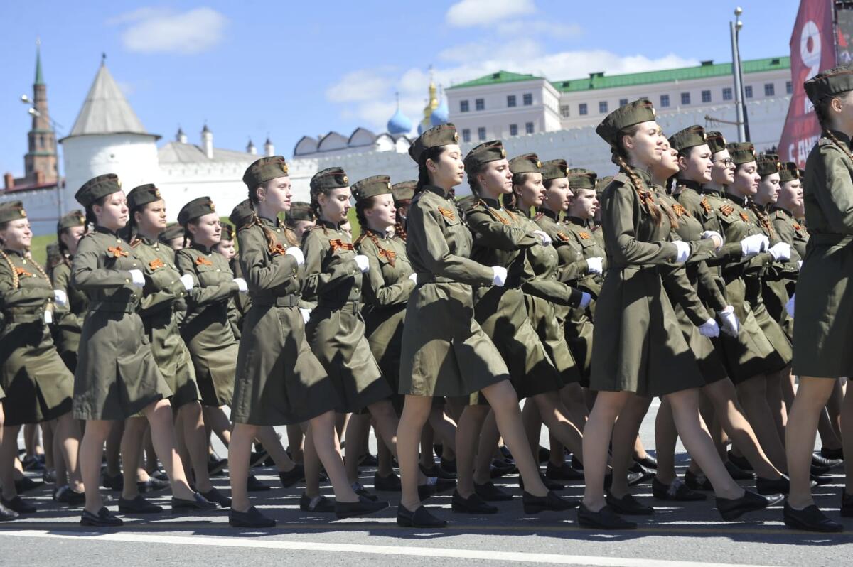 Казанда узган Җиңү бәйрәменнән ФОТОРЕПОРТАЖ