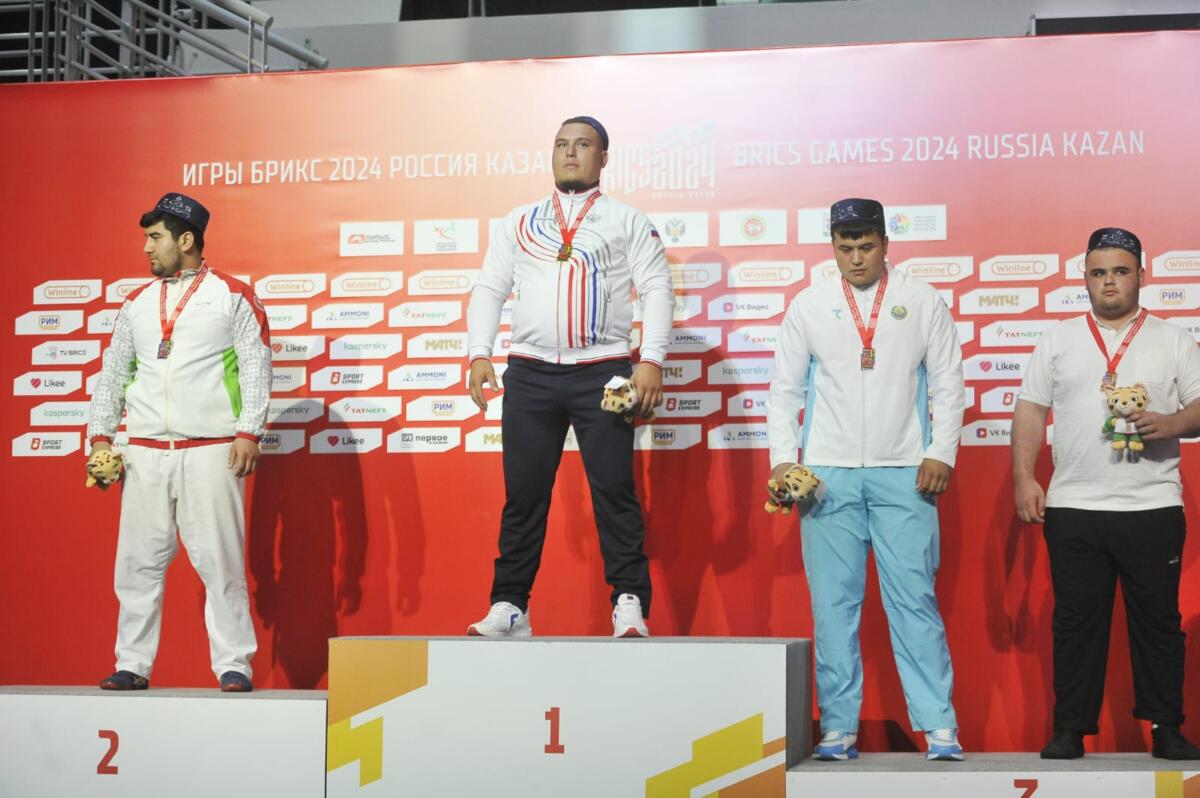БРИКС уеннарындагы көрәш ярышыннан фоторепортаж