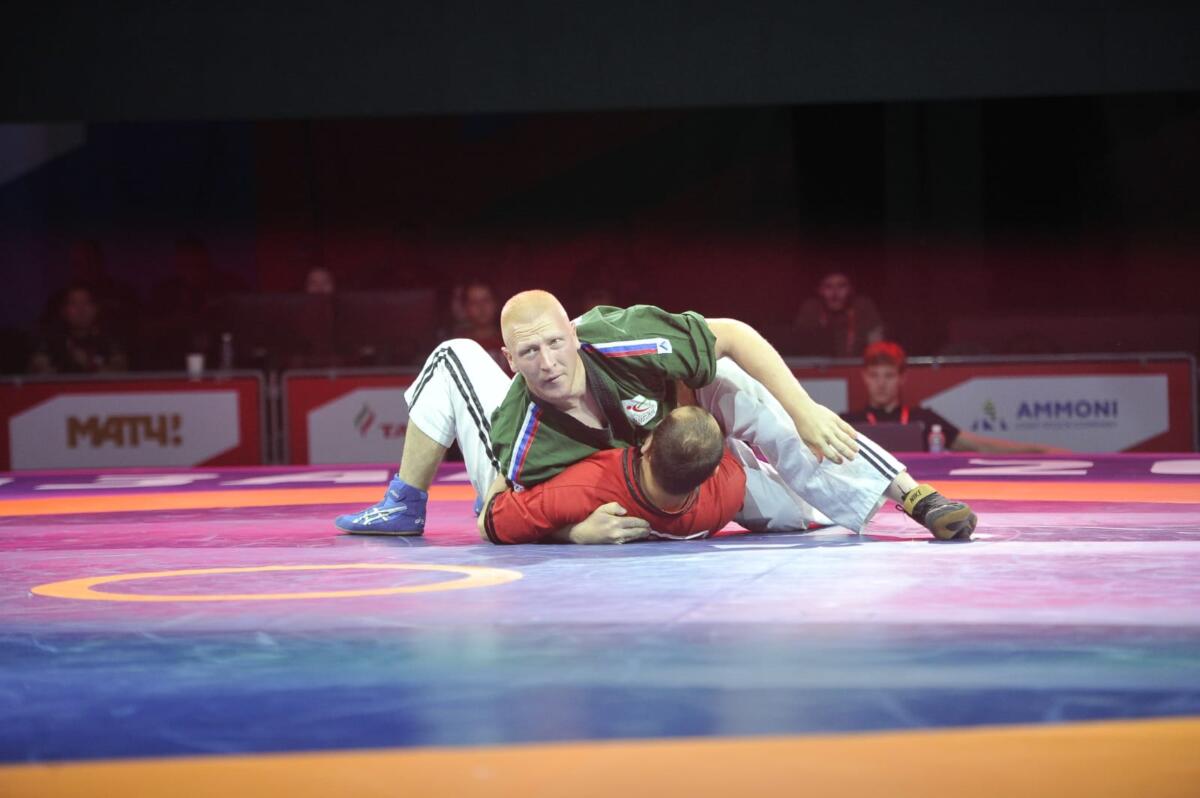 БРИКС уеннарындагы көрәш ярышыннан фоторепортаж