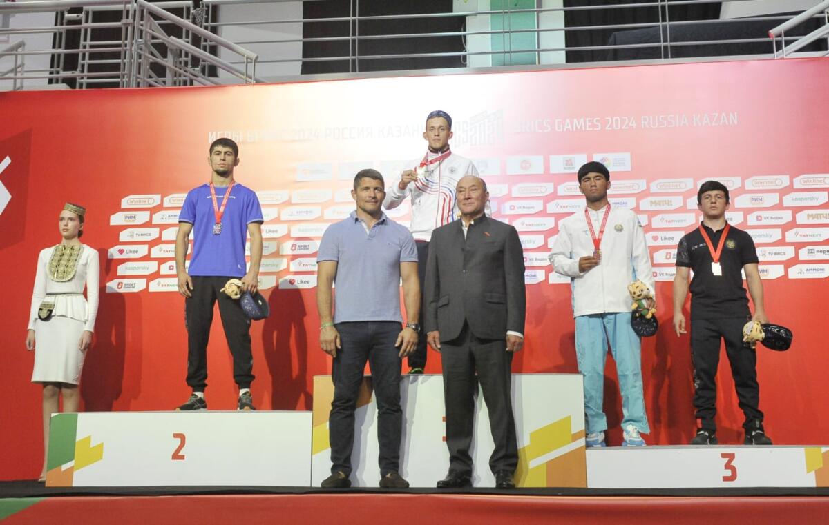 БРИКС уеннарындагы көрәш ярышыннан фоторепортаж