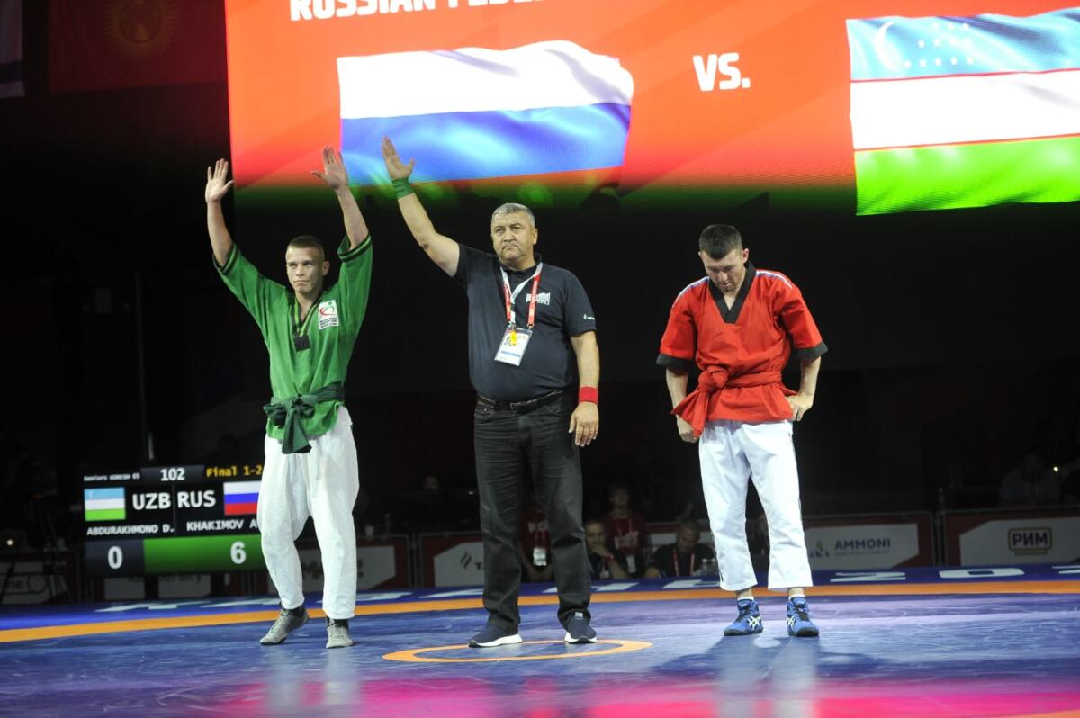 БРИКС уеннарындагы көрәш ярышыннан фоторепортаж