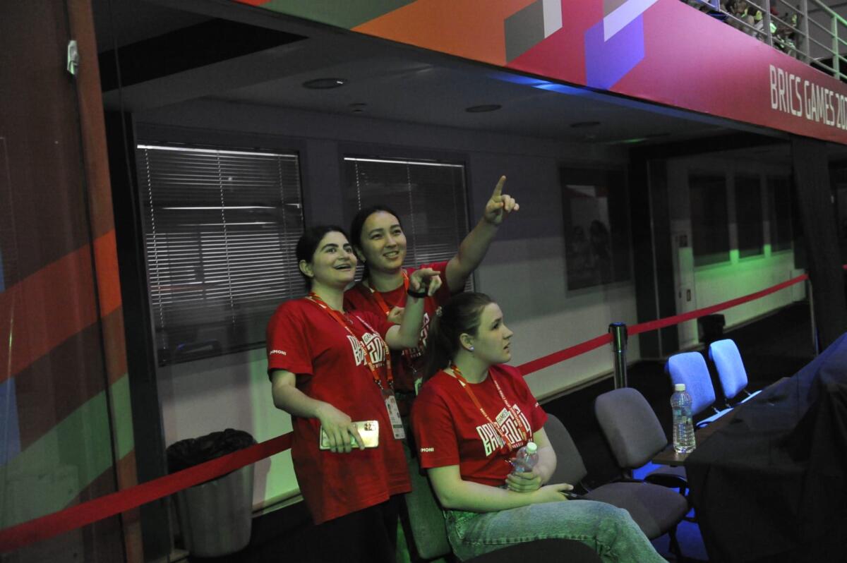 БРИКС уеннарындагы көрәш ярышыннан фоторепортаж