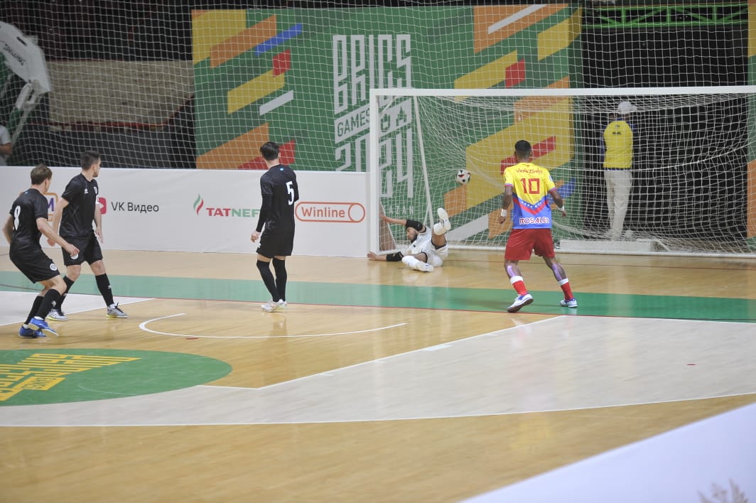 БРИКС Уеннарыннан ФОТОРЕПОРТАЖ (22 ИЮНЬ)