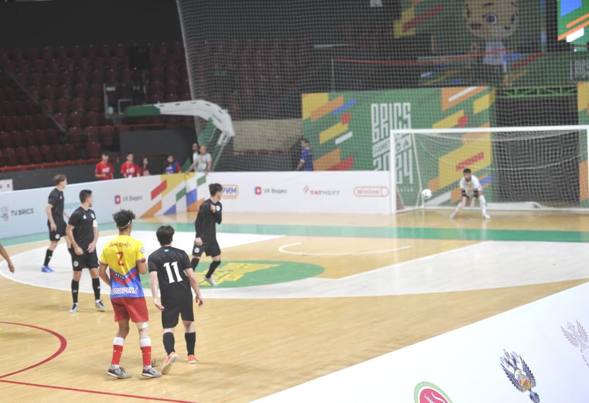 БРИКС Уеннарыннан ФОТОРЕПОРТАЖ (22 ИЮНЬ)