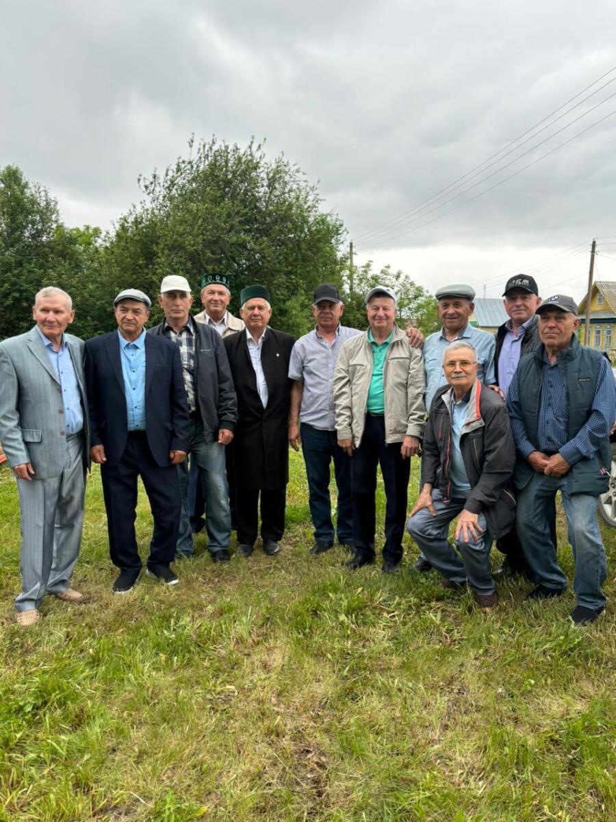 Өркеш авылында зур бәйрәм: нигезләре дә калмаган якташларын чакырып кунак иткәннәр