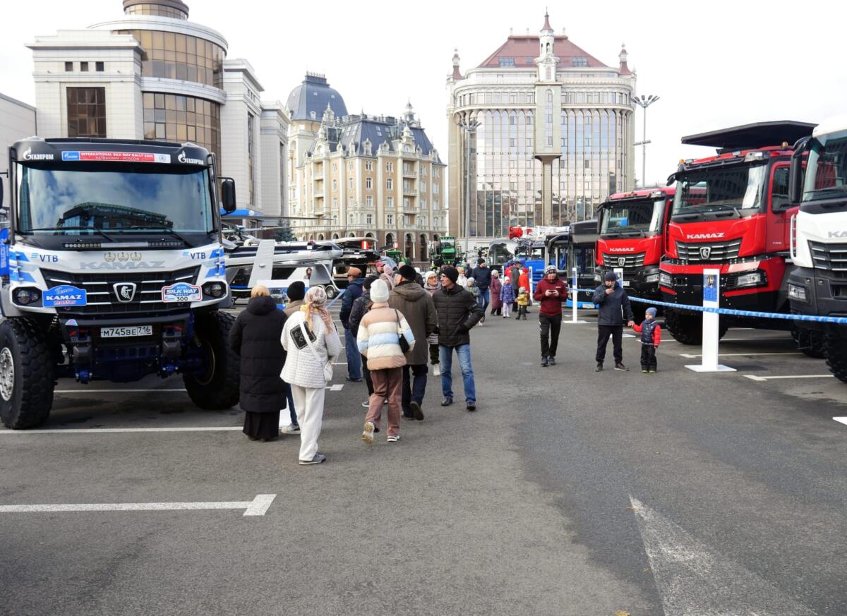 "Татарстанда эшләнгән": БРИКС саммитына багышланган күргәзмә (ФОТОРЕПОРТАЖ)