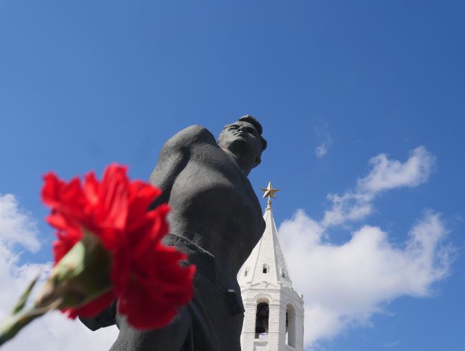 «Без онытмыйбыз! Без горурланабыз!» Бөек Җиңүгә 80 ел тулуга багышланган акция узды