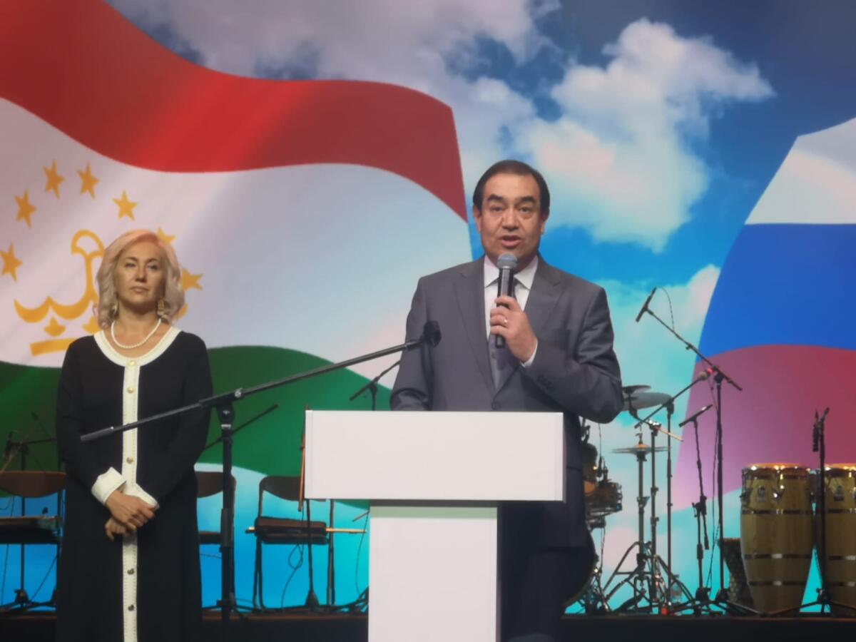 Таҗикстан Республикасы мәдәнияте көннәренә багышланган концерттан ФОТОРЕПОРТАЖ