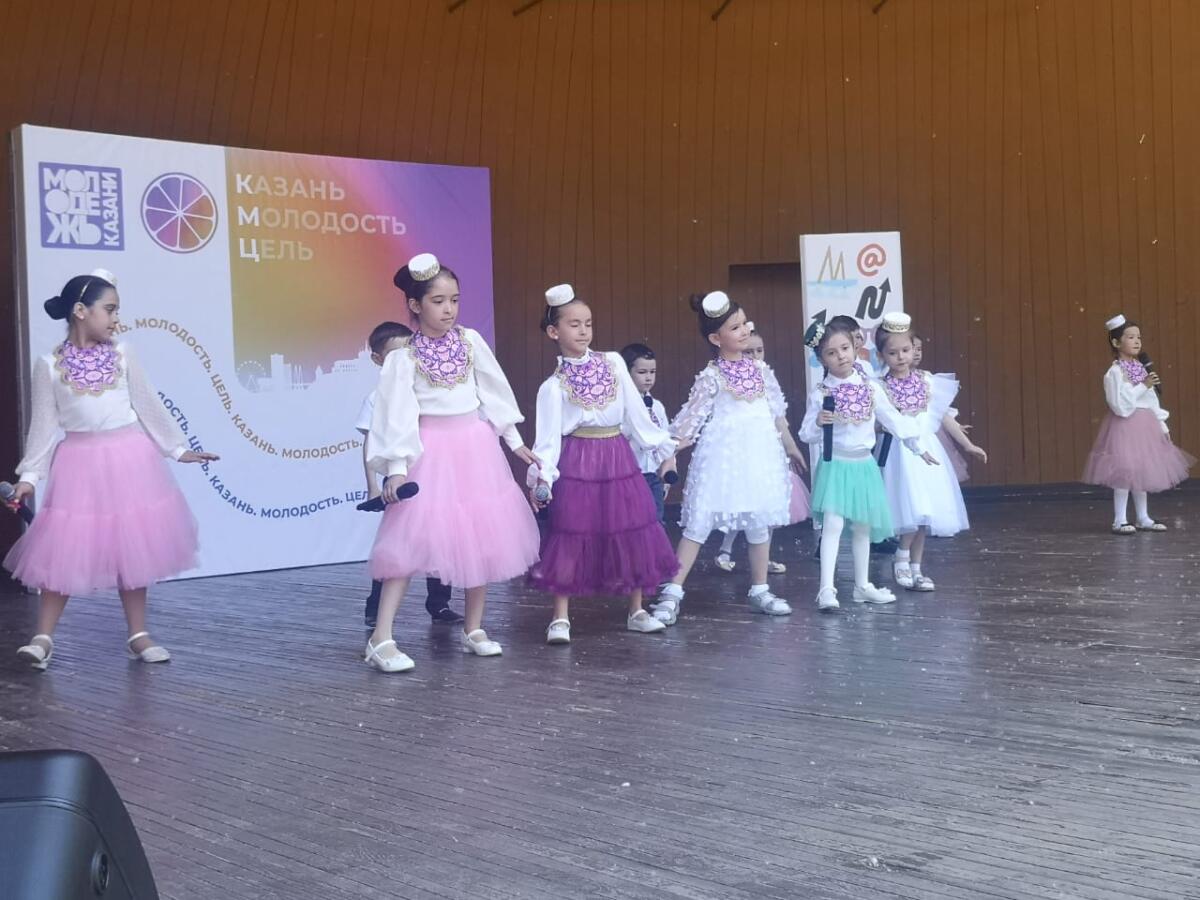 «Крылья советов» паркында Балаларны яклау көненә багышланган бәйрәм чараларыннан ФОТОРЕПОРТАЖ