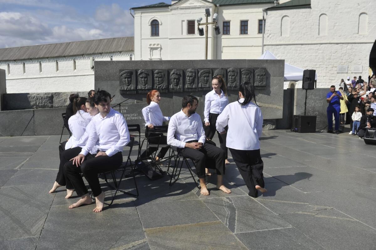 Җәлил һәм җәлилчеләрне искә алу чарасыннан ФОТОРЕПОРТАЖ