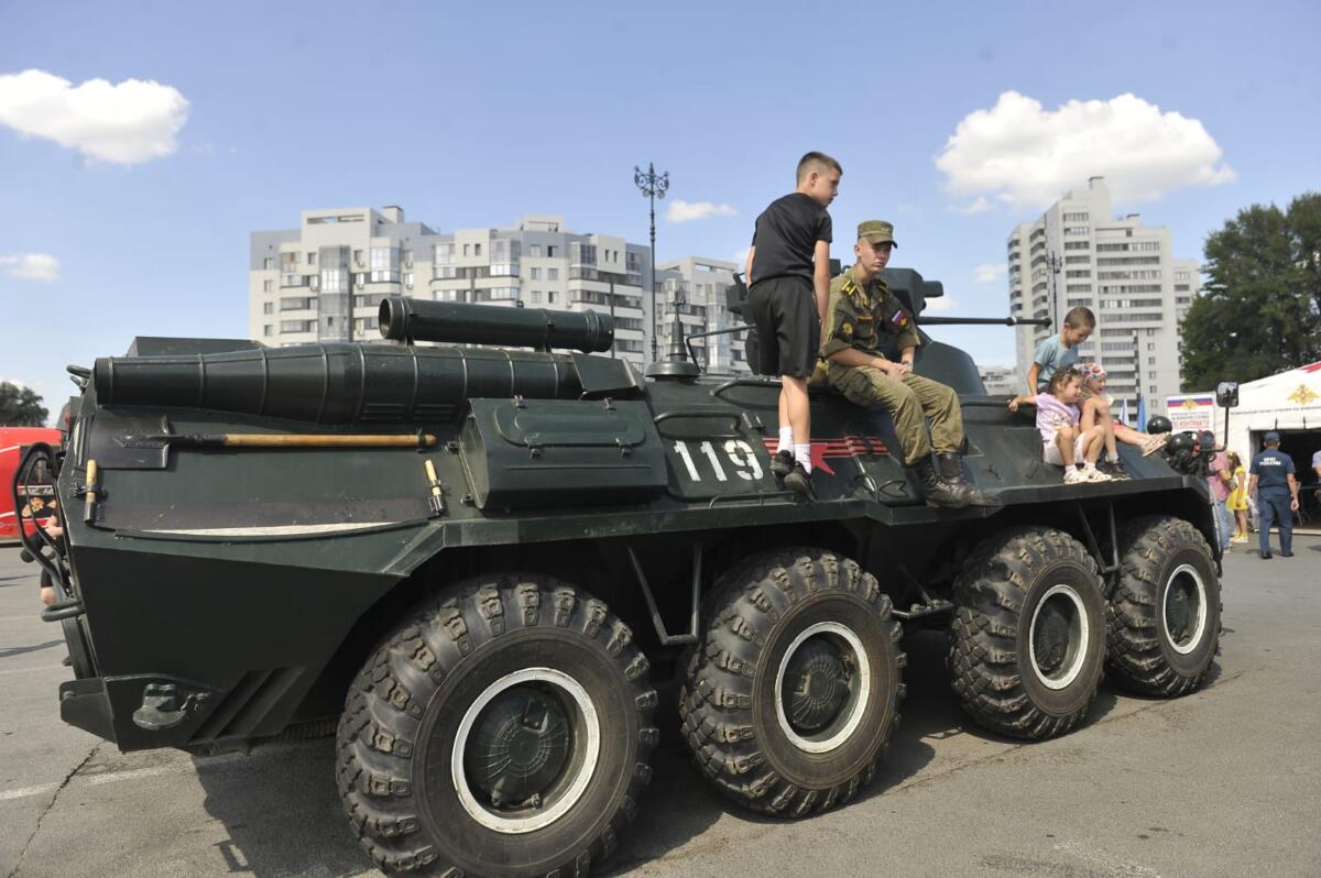 «Мин күкне сайлыйм» авиация бәйрәменнән ФОТОРЕПОРТАЖ