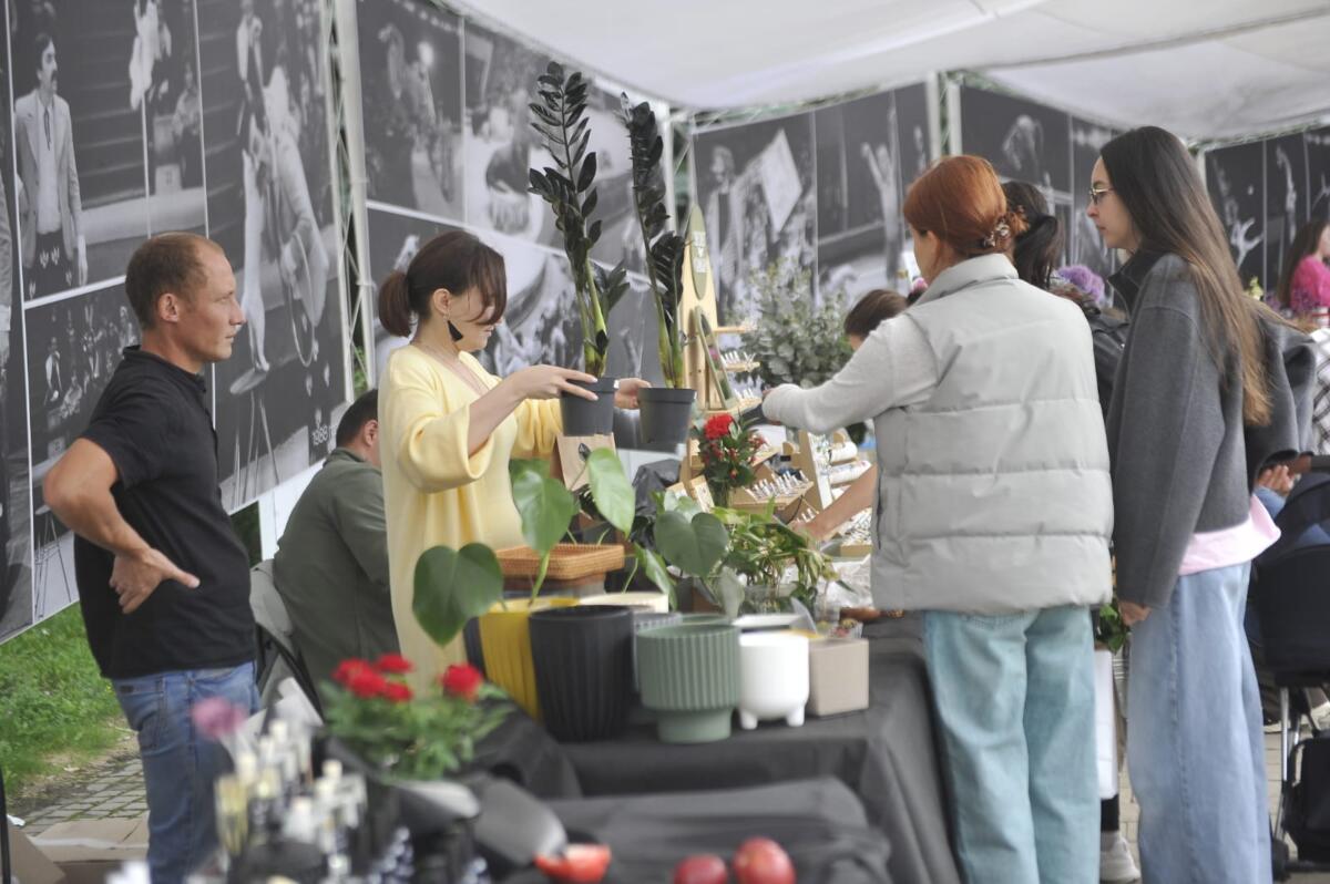 Черек күлендә узган чәчәкләр фестиваленнән ФОТОРЕПОРТАЖ