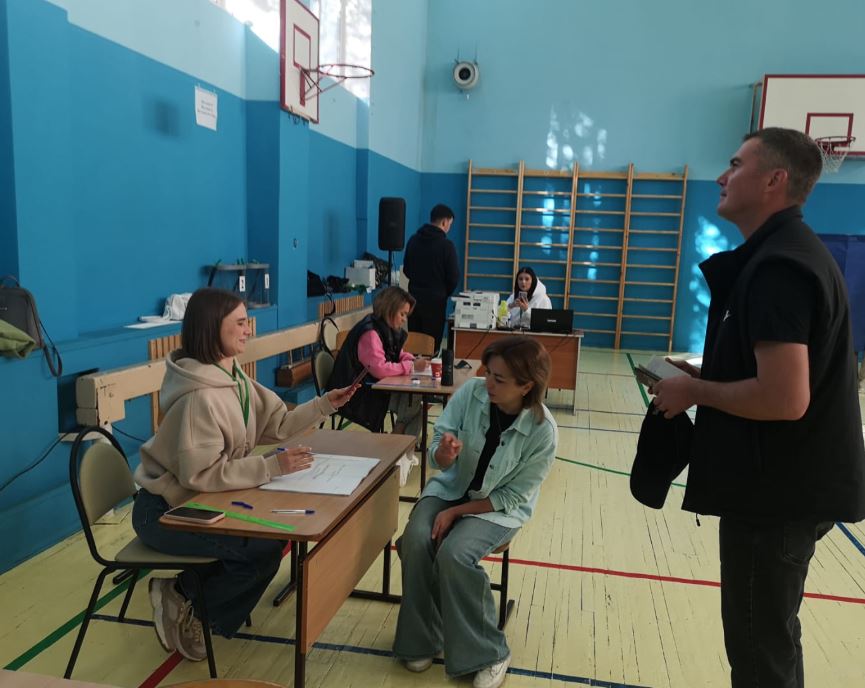Бердәм сайлау көненнән ФОТОРЕПОРТАЖ