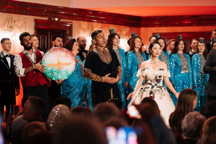 Илһам телендә