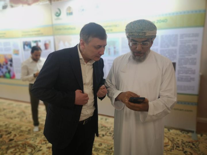 Мәрҗани мәчетендә Оман Солтанатлыгының мирасына багышланган халыкара күргәзмә ачылды