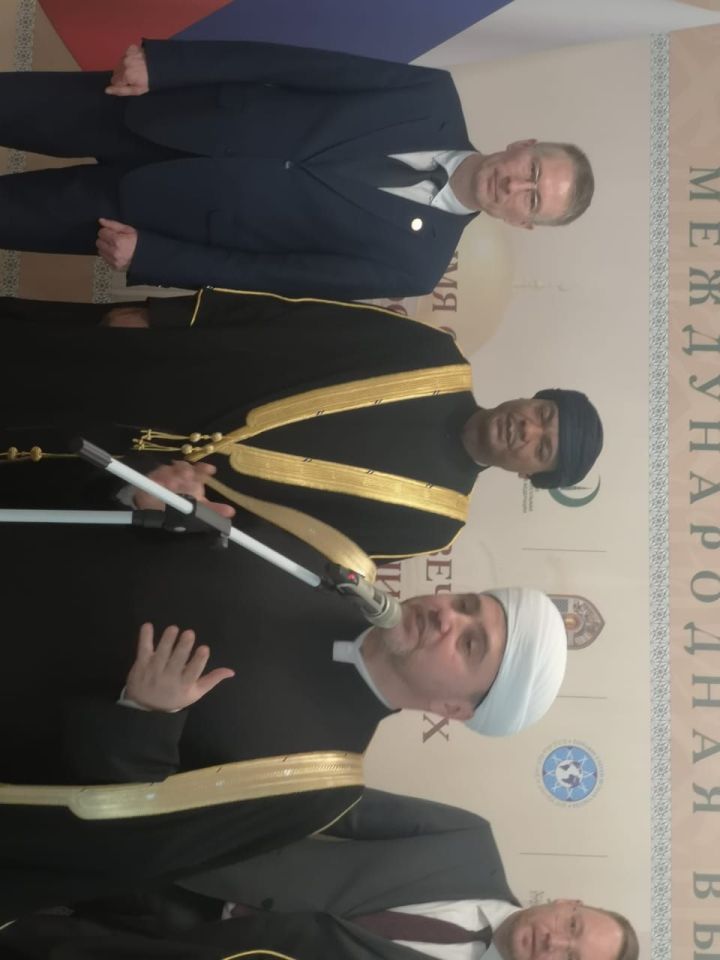 Мәрҗани мәчетендә Оман Солтанатлыгының мирасына багышланган халыкара күргәзмә ачылды