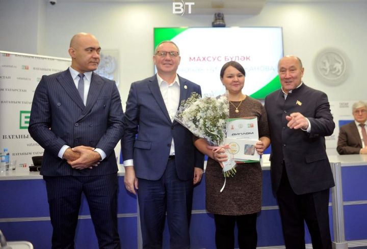 Бабайлар эзеннән: «Ватан хакына» иҗади бәйгесенең җиңүчеләрен бүләкләдек