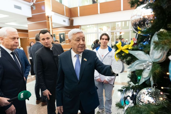 Татарстан Дәүләт Советының быелгы соңгы сессия утырышы узды