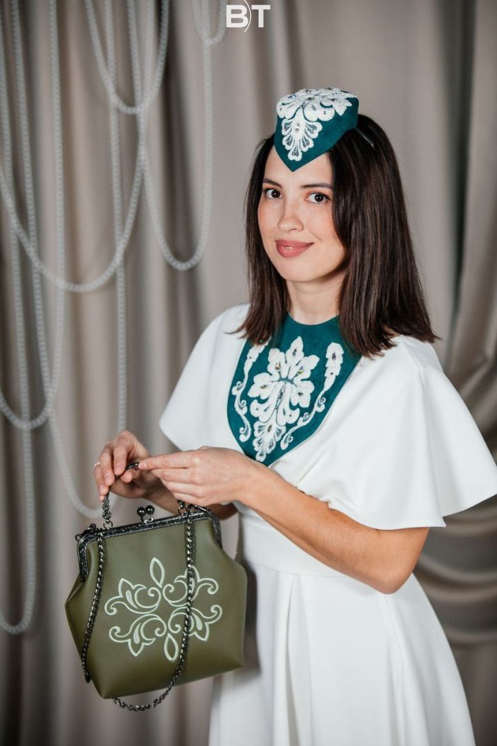 Милли эшләнмәләр остасы Гөлгенә Гаязова: «Замана хатын-кызлары зәвыклы булырга омтыла»