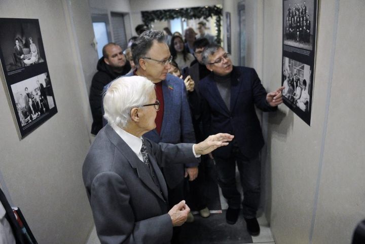 Ветеран-журналист Рөстәм Нәбиуллинның фотокүргәзмәсе ачылды