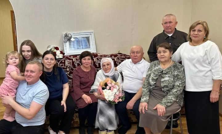 Балтачның ак әбисенә 100 яшь тулды