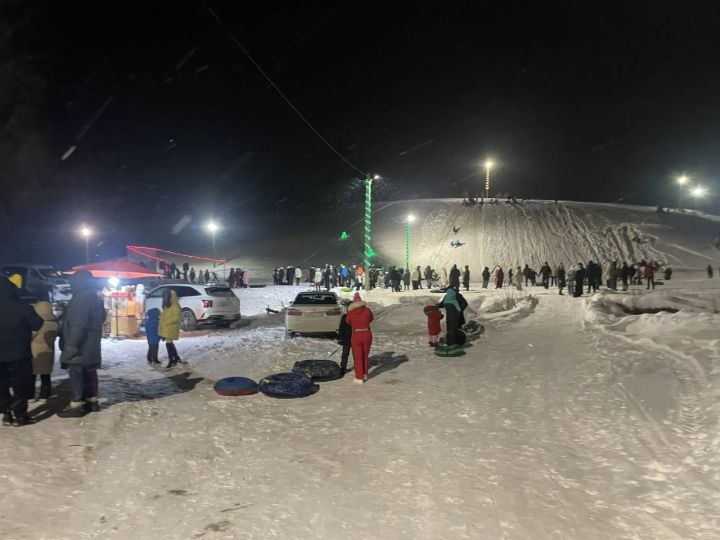 Балтачлылар бәйрәм ялларын файдалы итеп үткәрәләр һәм СВОдагыларга да  ярдәм итәләр