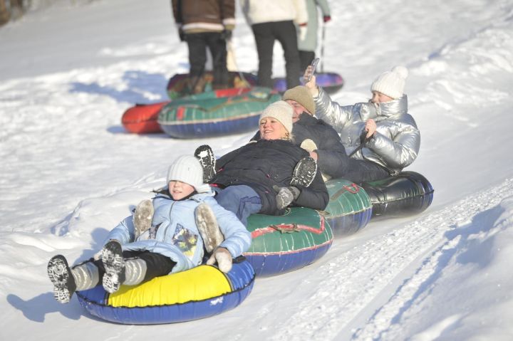 Аккош күле буенда халык актив ял итә (ФОТОРЕПОРТАЖ)