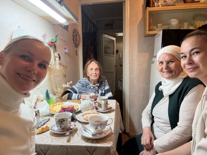 Гүзәл Сәгыйтова Әлфия Айдарскаяның яшәү шартлары турында: «Бу – арттырып күрсәтү»