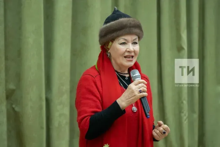 Гөлзада Сафиуллина: «Балачактан сәхнә дип җенләндем мин»