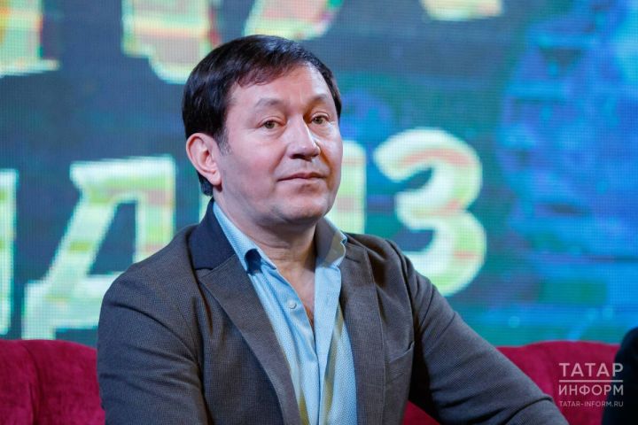 Айдар Галимов  сәхнәдән китүе турындагы имеш-мимешләргә ачыклык кертте