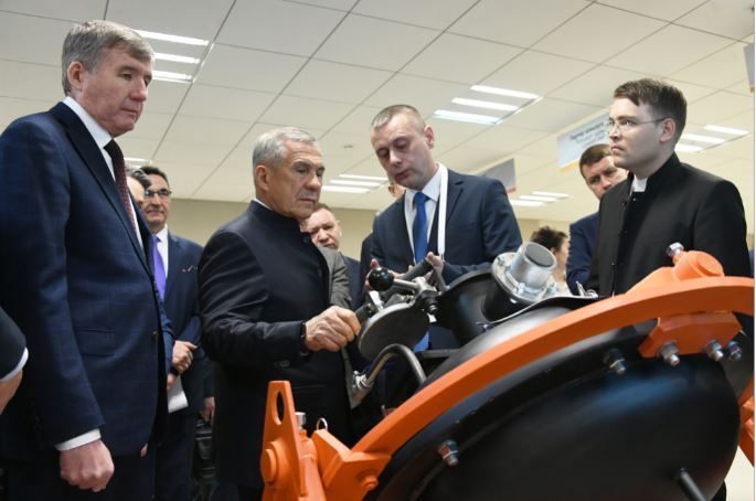 Рөстәм Миңнеханов: «Барлык кыенлыкларга да карамастан, күрсәткечләр уңай»