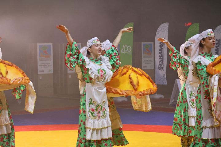 Муса Җәлил истәлегенә «ВТ» гамәлгә куйган көрәш турнирының беренче көне